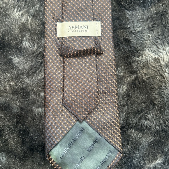 Armani Collezioni Dark Brown Patterned Tie - Picture 3 of 3